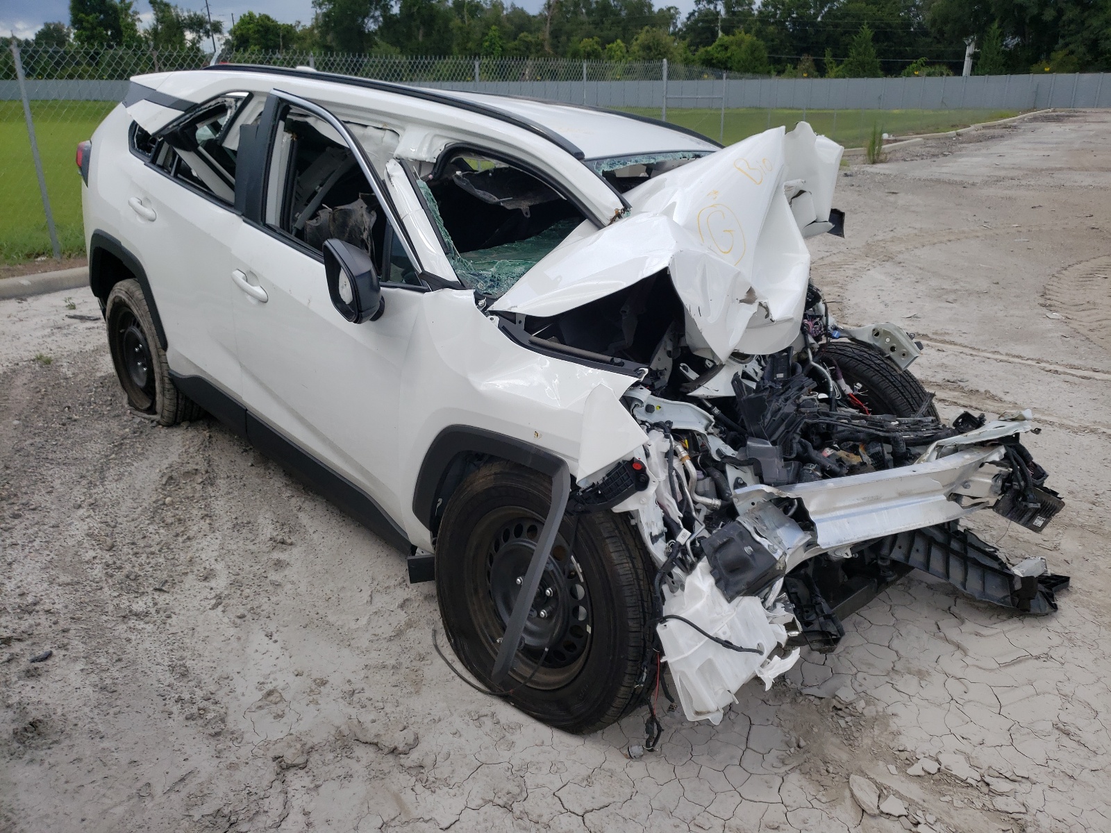 TOYOTA RAV4 LE 2020 with VIN 2T3H1RFV7LC078445 - Photo from auction