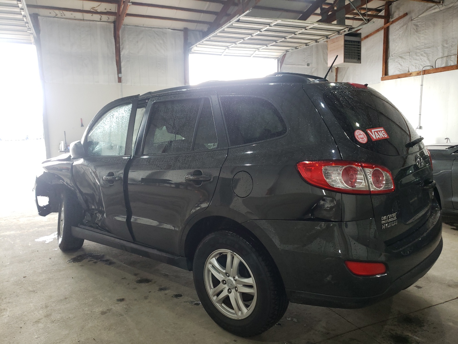 Photo 3 from auction – 2010 HYUNDAI SANTA FE G with VIN 5NMSGDAB9AH413211