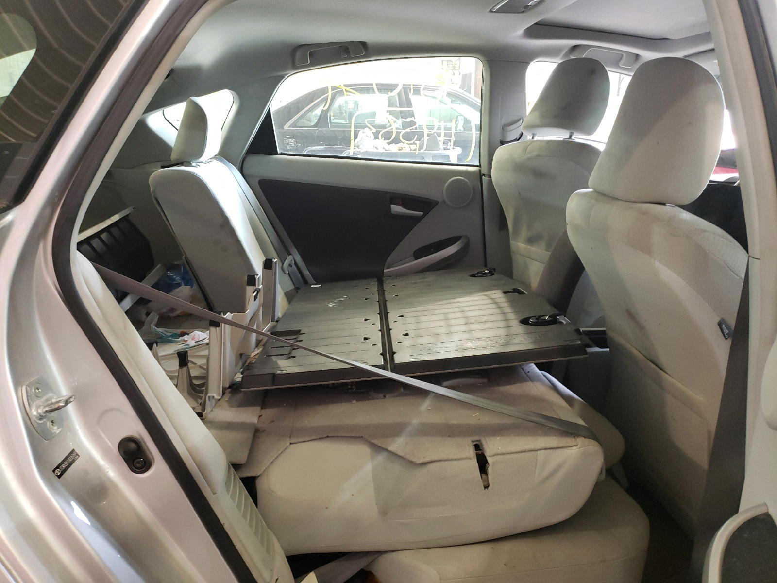 Photo 6 from auction – 2010 TOYOTA PRIUS with VIN JTDKN3DU1A0061691
