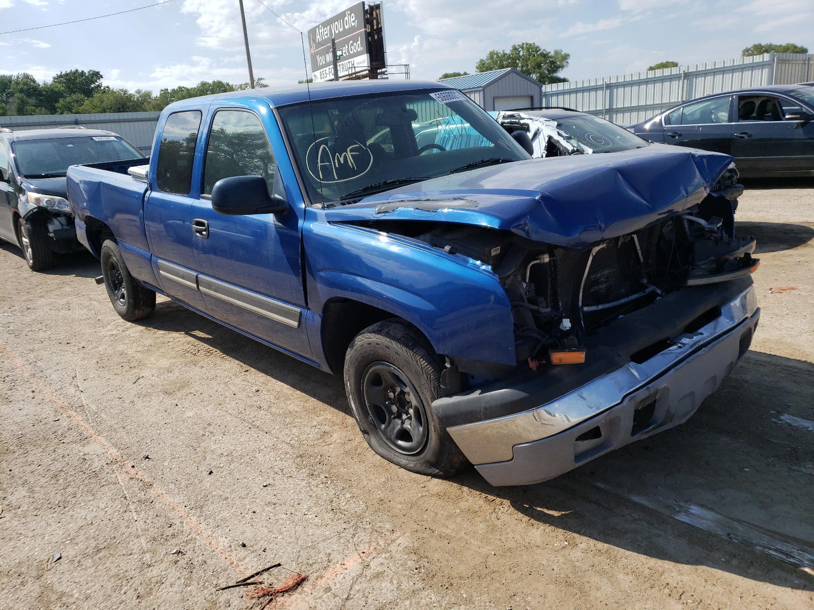 CHEVROLET SILVERADO 2004 with VIN 2GCEC19V541245095 - Photo from auction