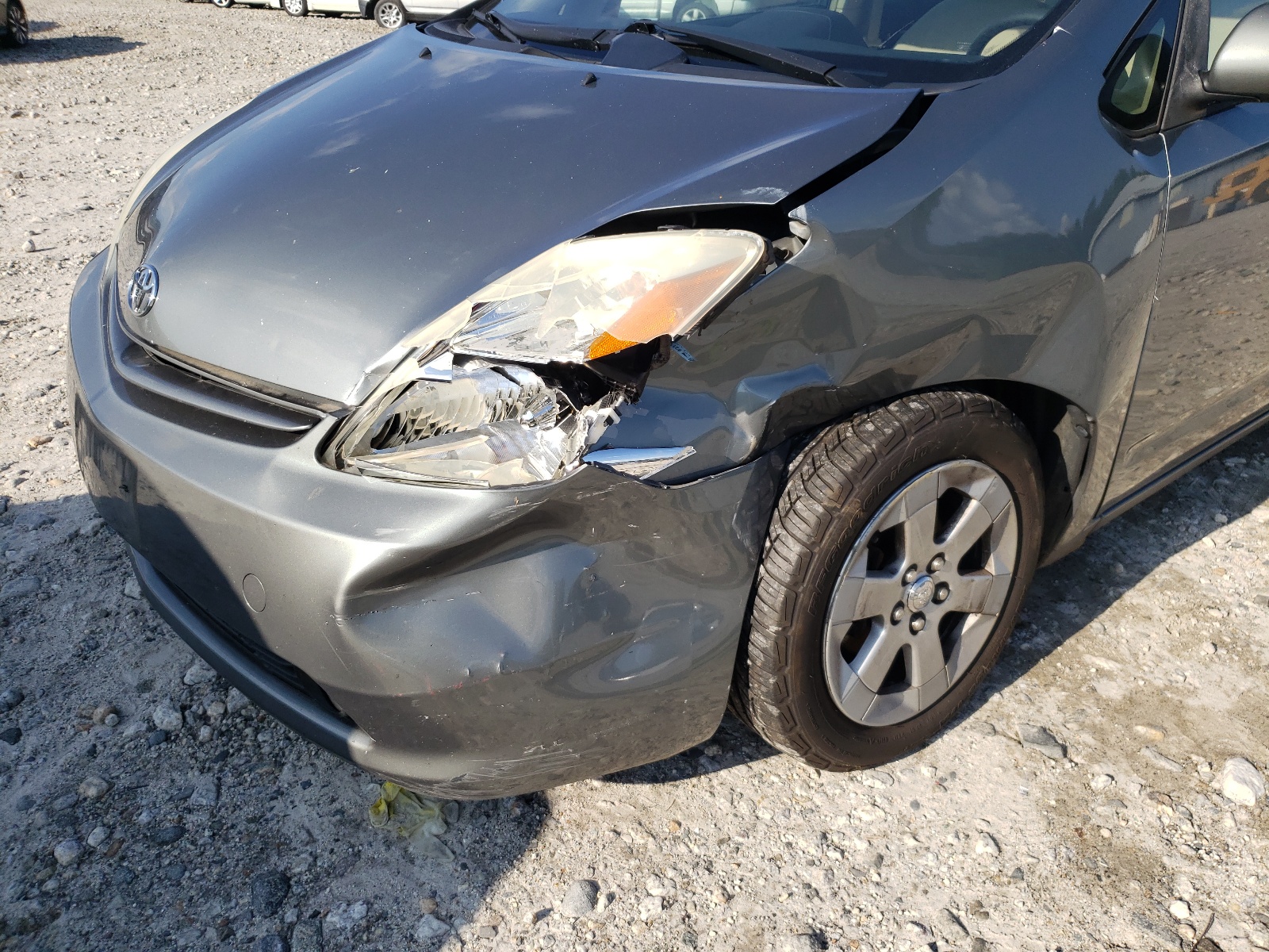 Photo 9 from auction – 2005 TOYOTA PRIUS with VIN JTDKB20U553047922
