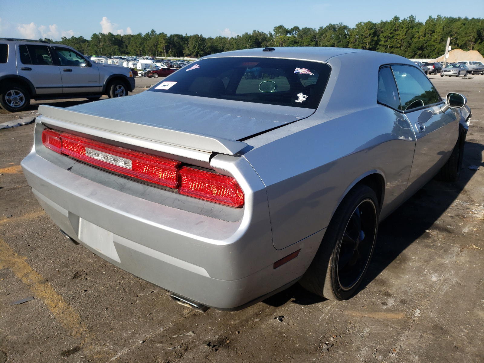 Photo 4 from auction – 2009 DODGE CHALLENGER with VIN 2B3LJ54T69H633074
