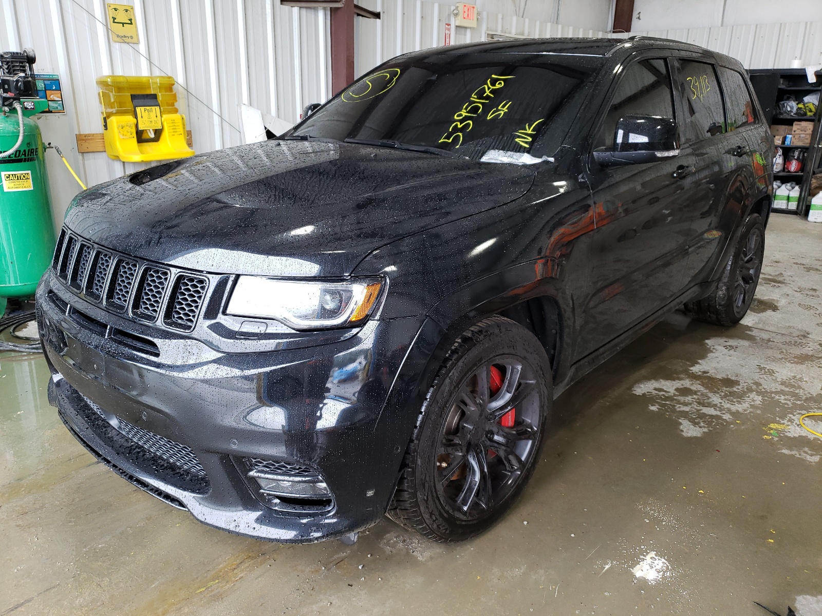 Photo 2 from auction – 2017 JEEP GRAND CHER with VIN 1C4RJFDJ9HC660249