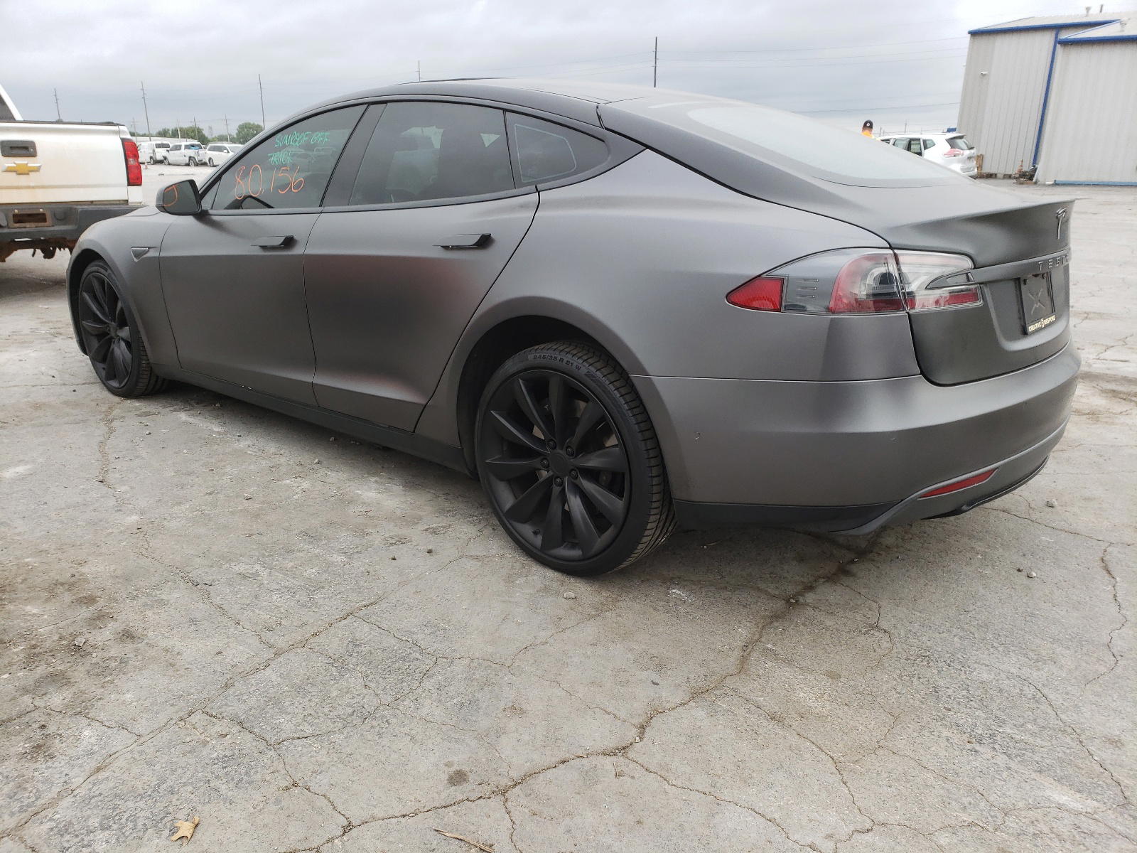 Photo 3 from auction – 2015 TESLA MODEL S with VIN 5YJSA1E28FF112349