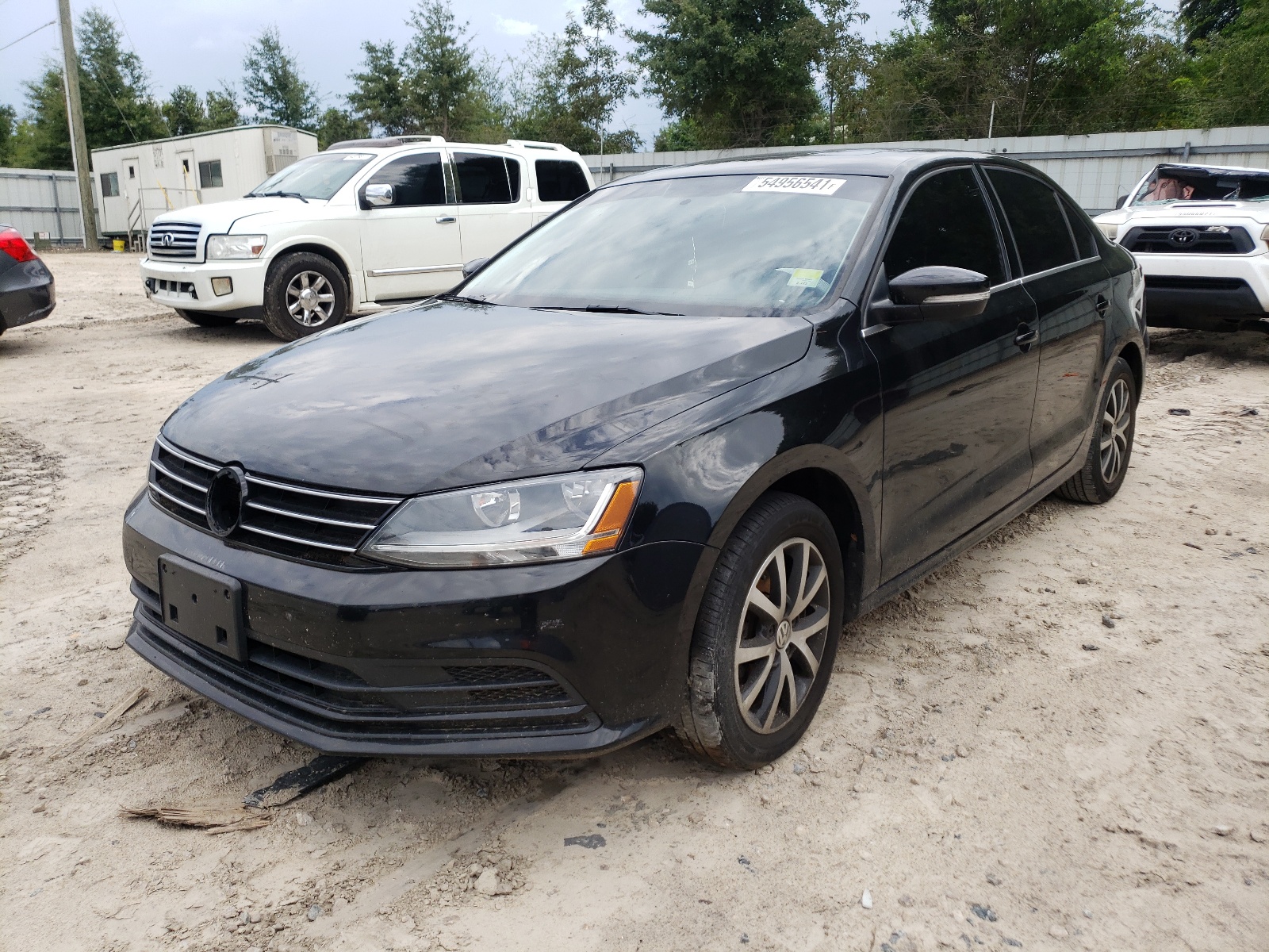 Photo 2 from auction – 2017 VOLKSWAGEN JETTA SE with VIN 3VWDB7AJ4HM414531