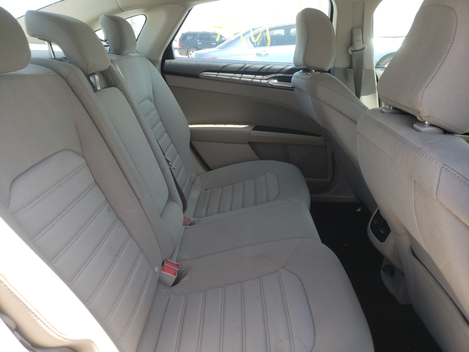 Photo 6 from auction – 2020 FORD FUSION SE with VIN 3FA6P0HD7LR184506