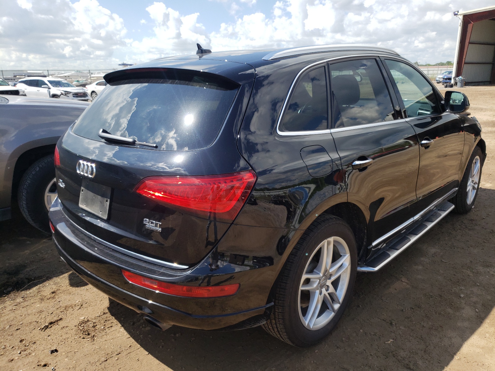Foto 4 de la subasta – 2016 AUDI Q5 PREMIUM con VIN WA1C2AFP1GA024405
