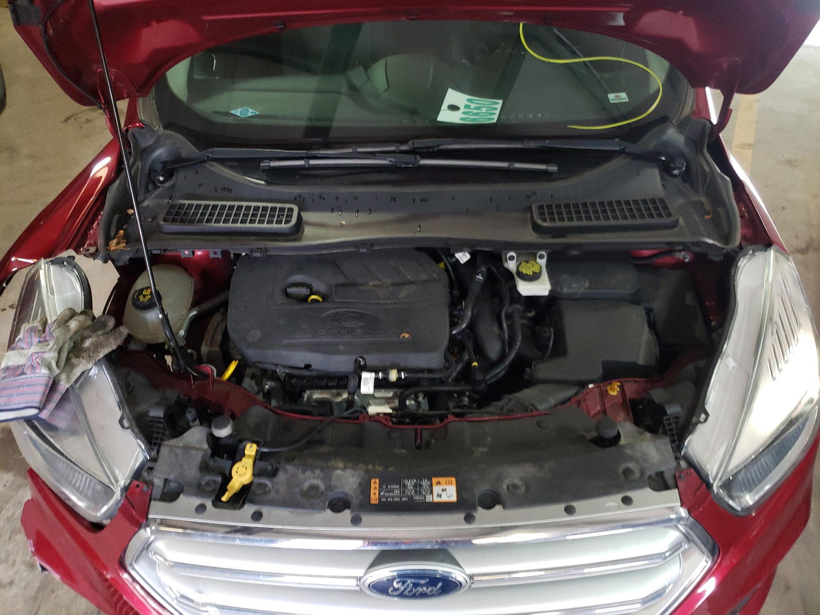 Photo 7 from auction – 2017 FORD ESCAPE SE with VIN 1FMCU9GD7HUC63200