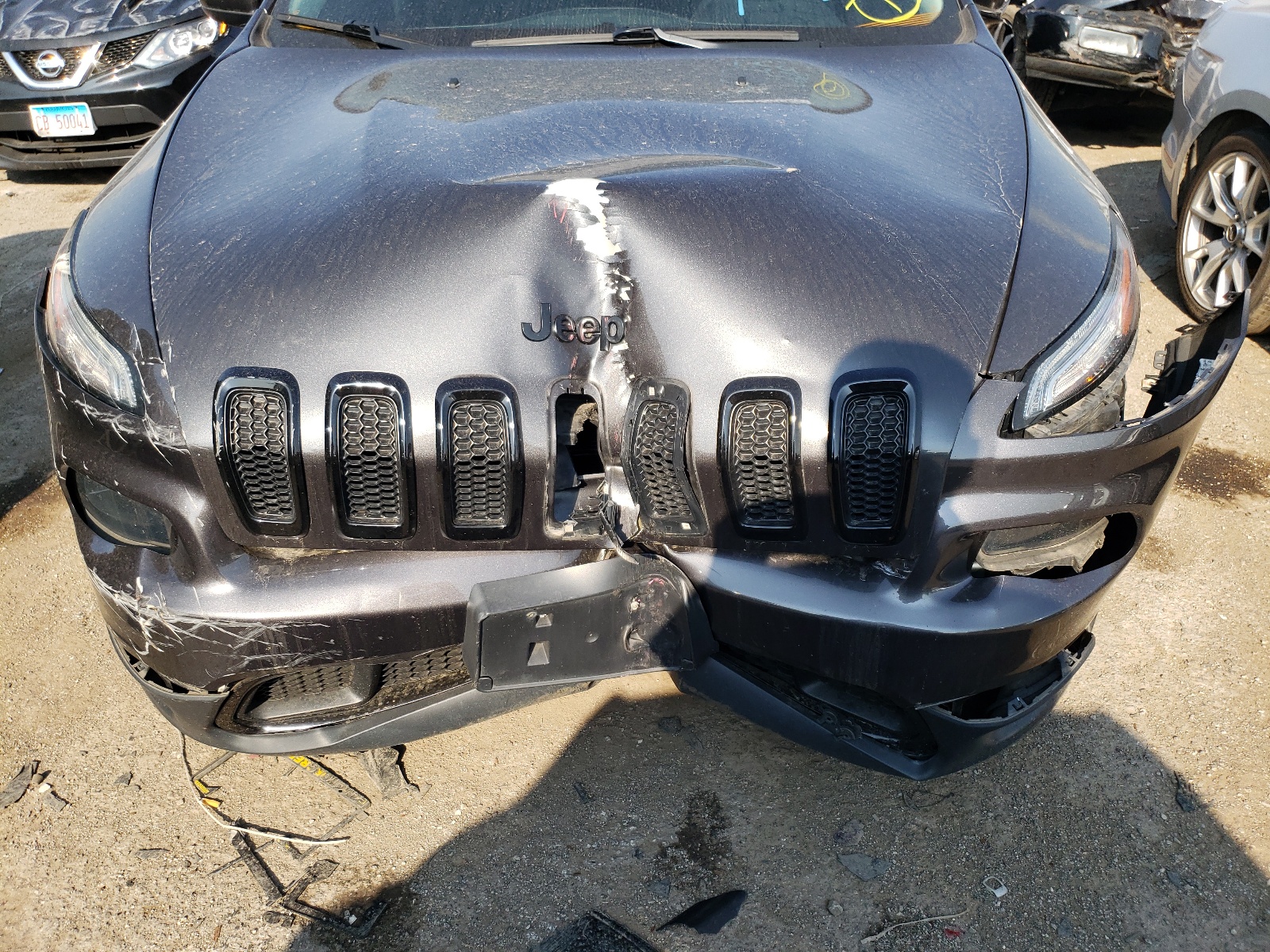 Photo 9 from auction – 2015 JEEP CHEROKEE L with VIN 1C4PJLCB0FW723119