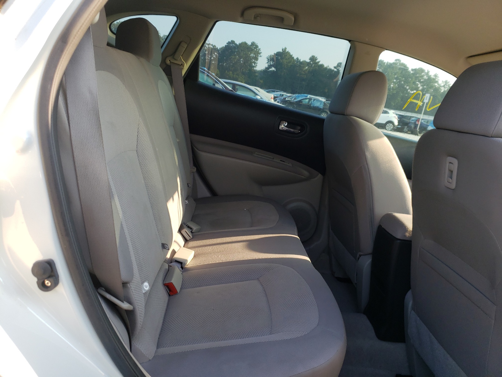 Photo 6 from auction – 2013 NISSAN ROGUE S with VIN JN8AS5MT4DW531239