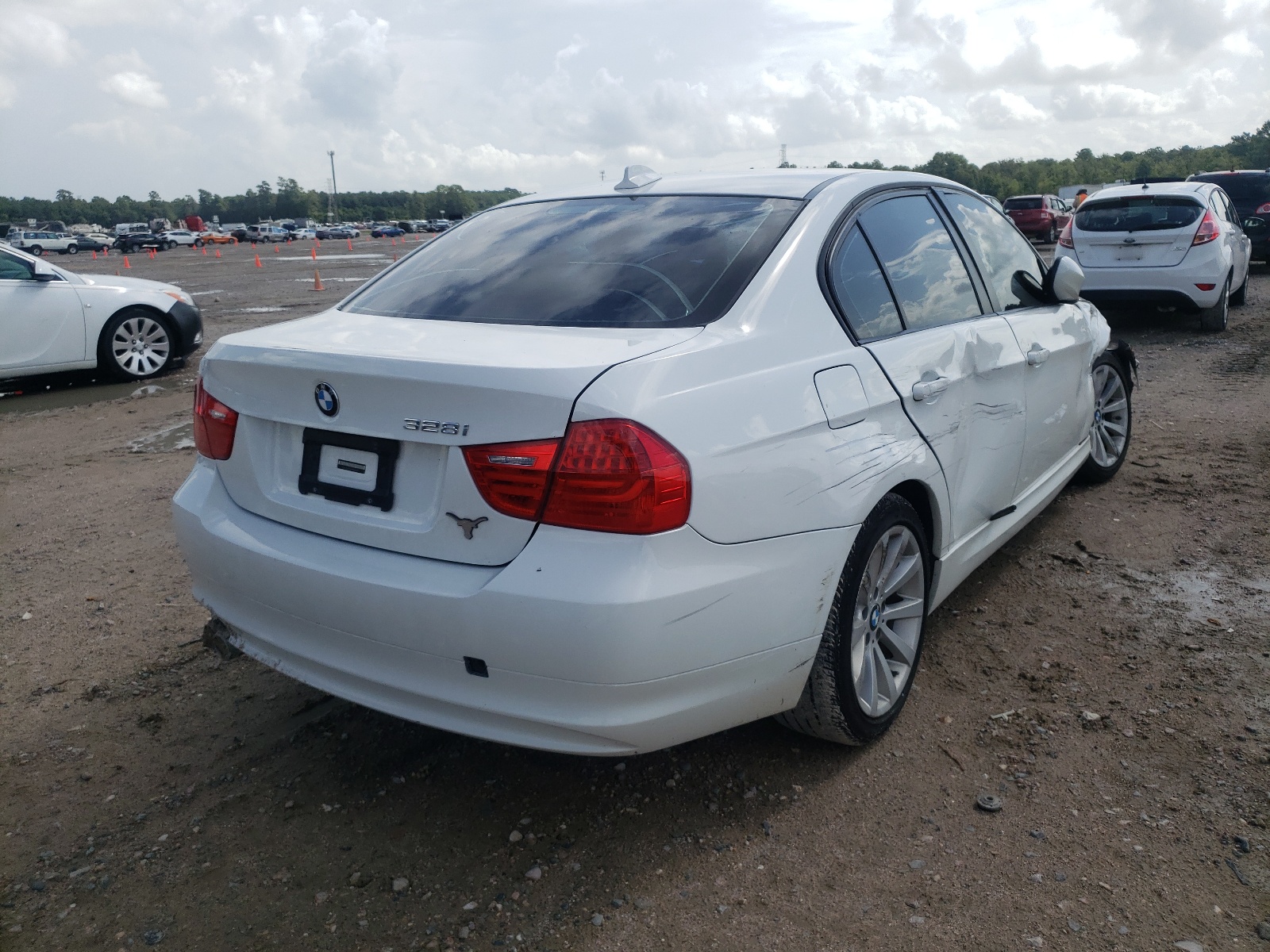 صورة رقم 4 من المزاد - 2011 BMW 328 I مع VIN WBAPH7G55BNN06296