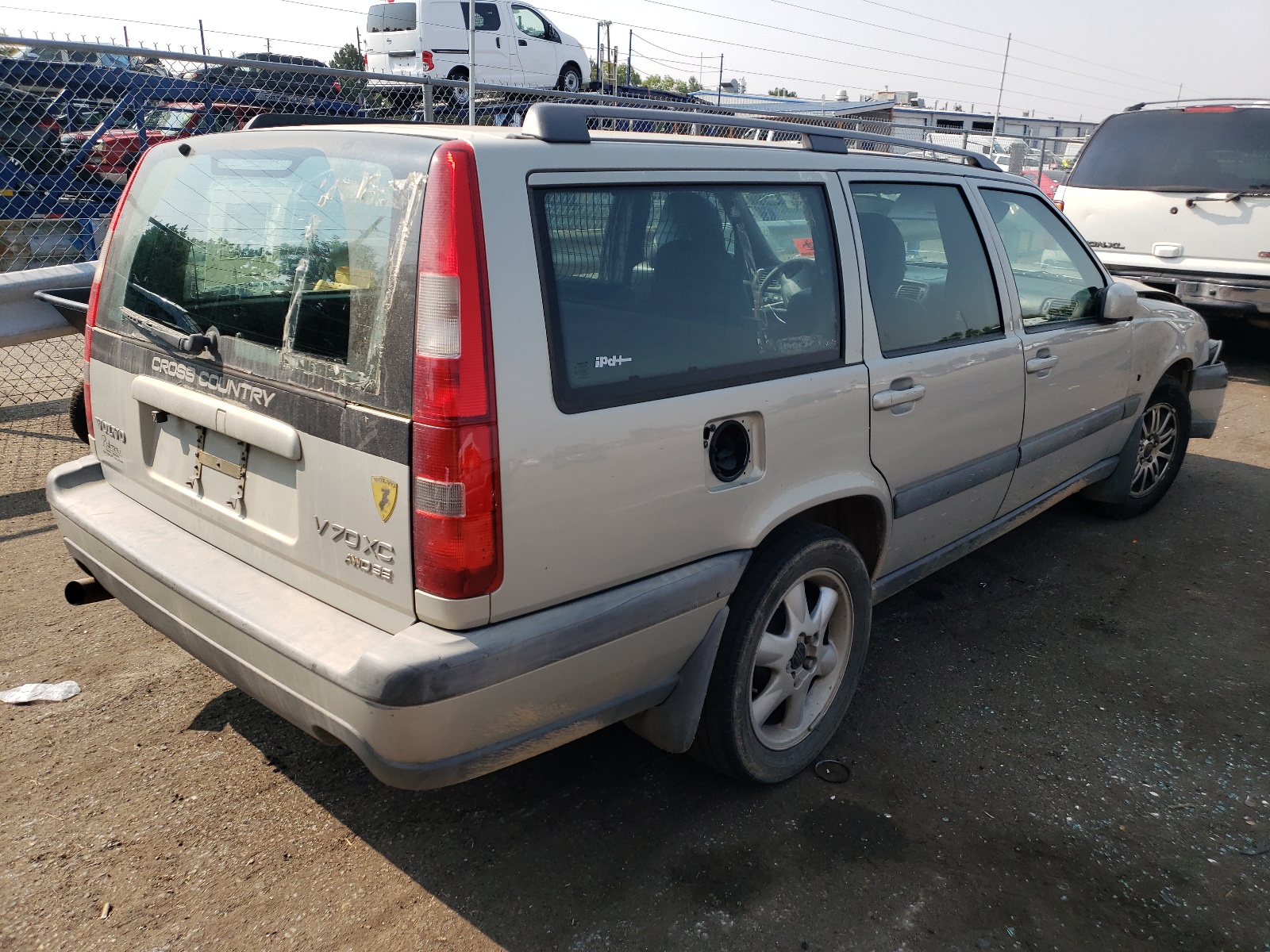 Photo 4 from auction – 2000 VOLVO XC70 with VIN YV1LZ56D0Y2720760