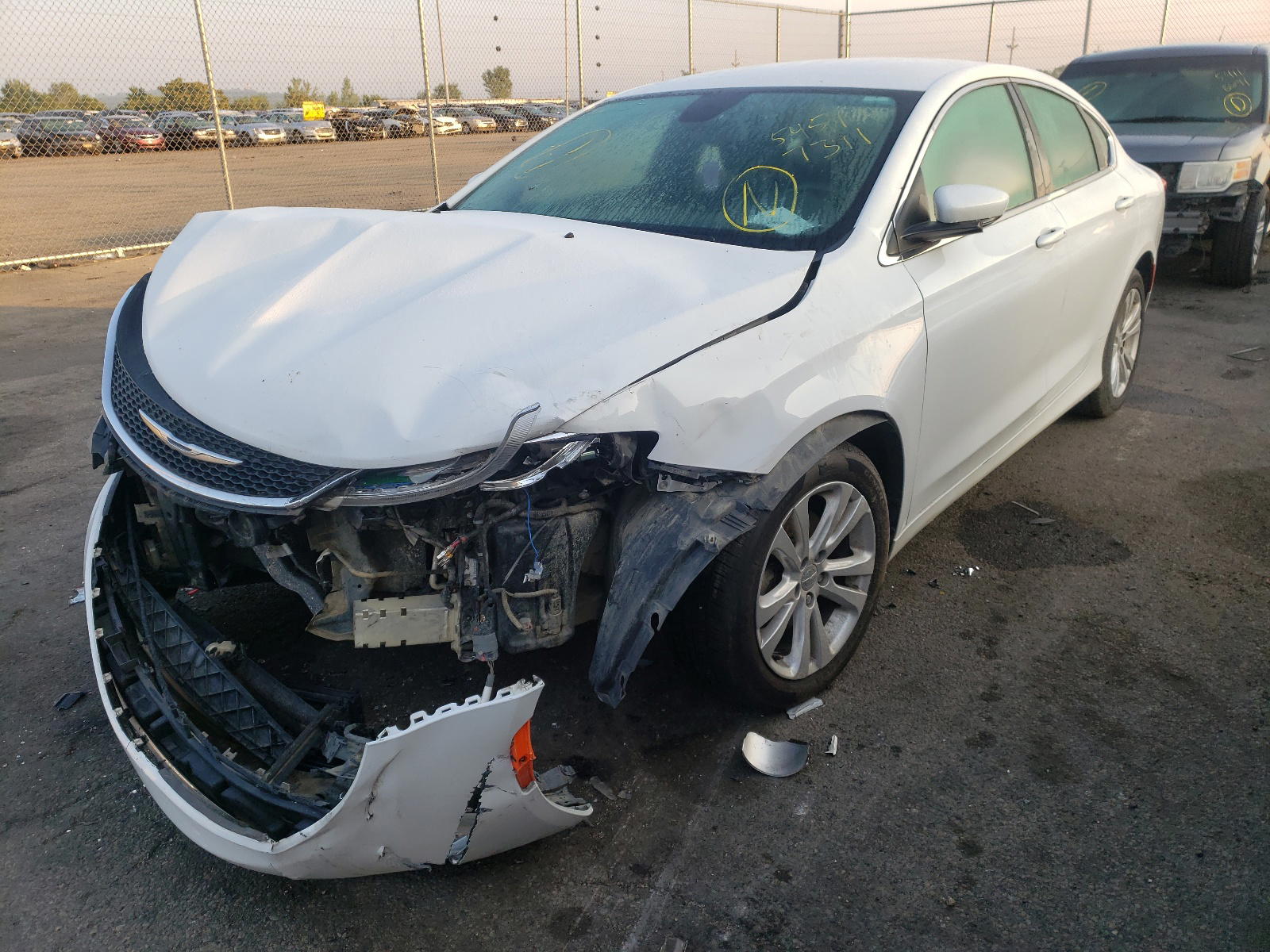 Photo 2 from auction – 2015 CHRYSLER 200 LIMITE with VIN 1C3CCCAB4FN719869