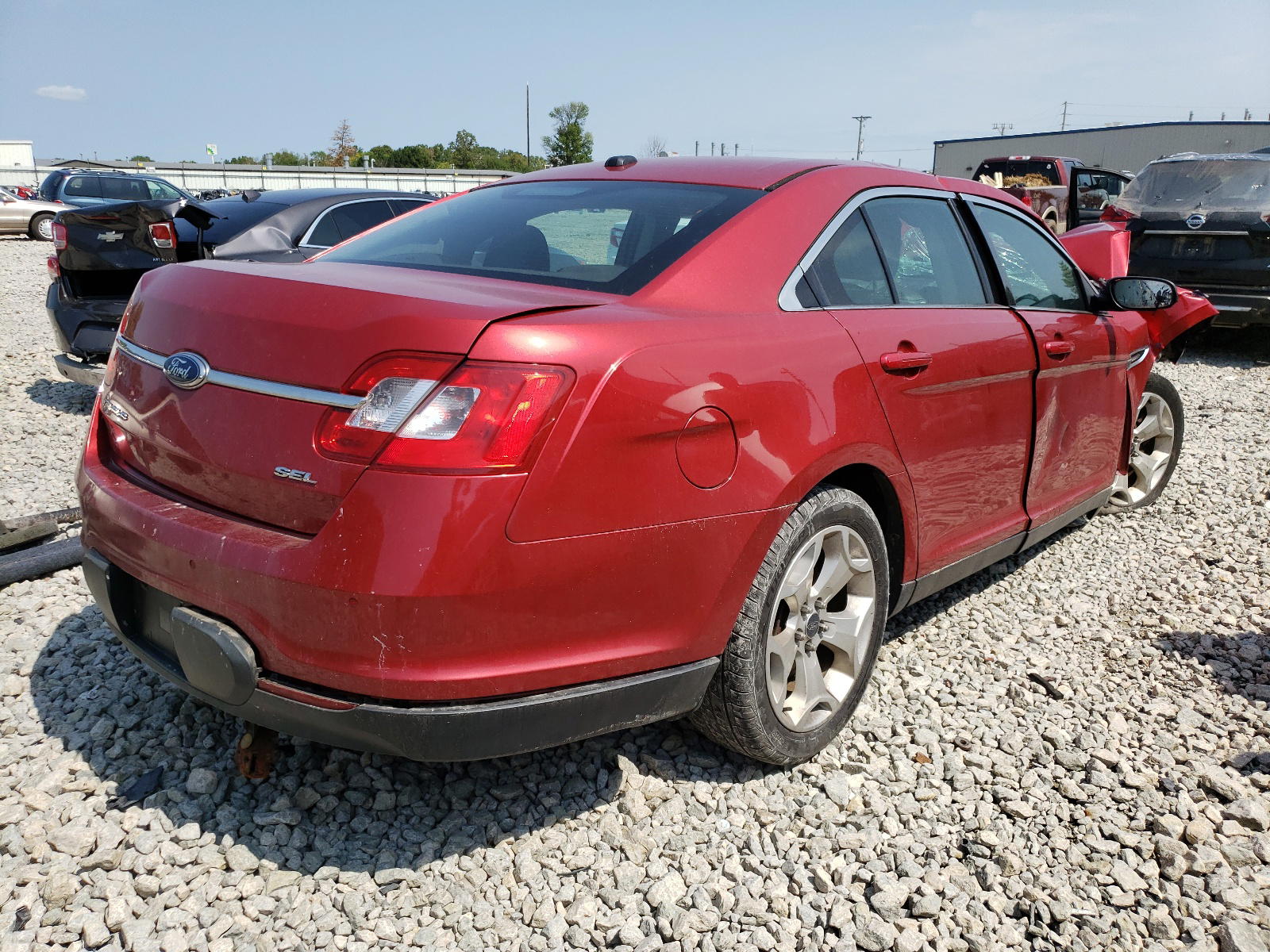Photo 4 from auction – 2010 FORD TAURUS SEL with VIN 1FAHP2EW5AG125484