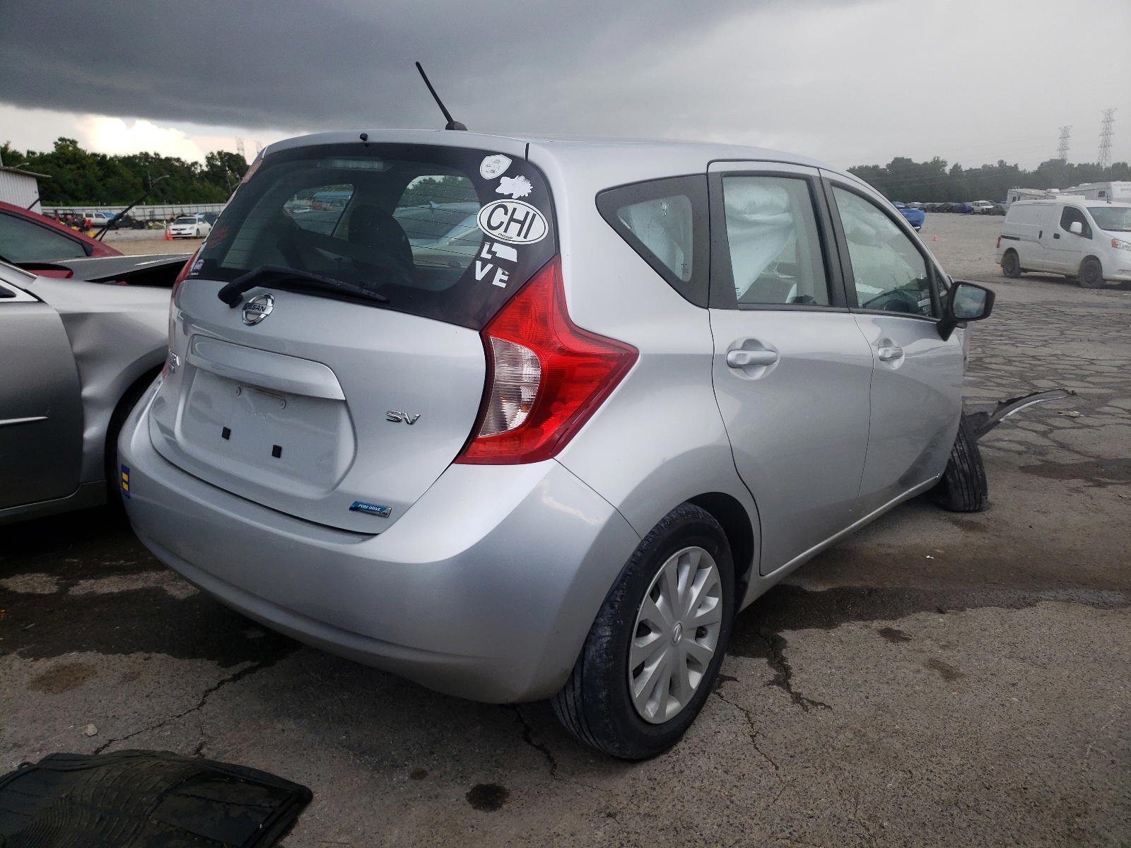 Photo 4 from auction – 2015 NISSAN VERSA NOTE with VIN 3N1CE2CP4FL407823