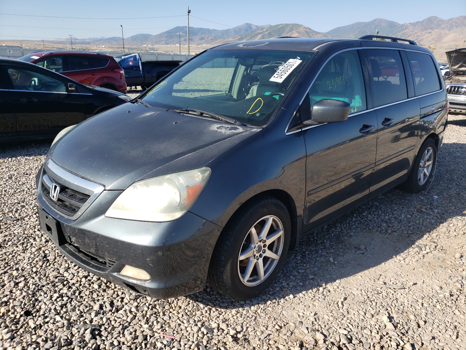 Photo 2 from auction – 2005 HONDA ODYSSEY TO with VIN 5FNRL38875B006347