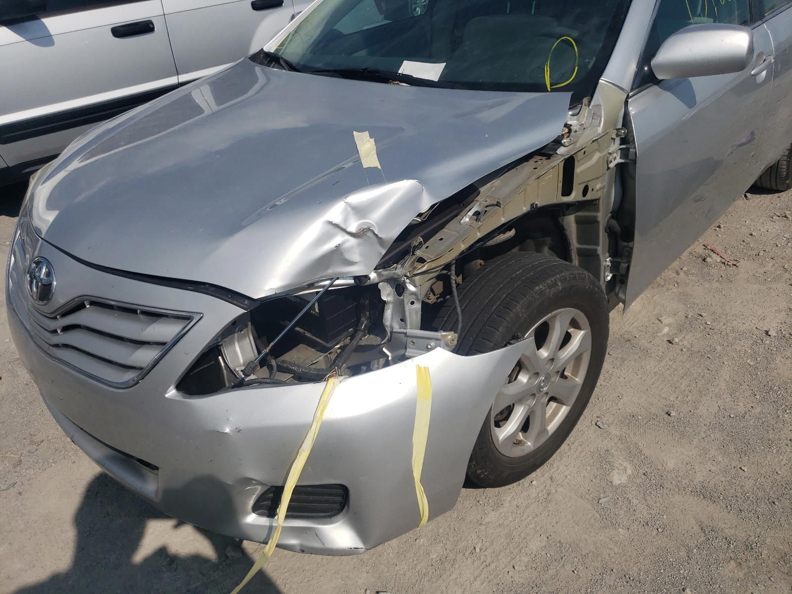 Photo 9 from auction – 2011 TOYOTA CAMRY BASE with VIN 4T4BF3EKXBR129167