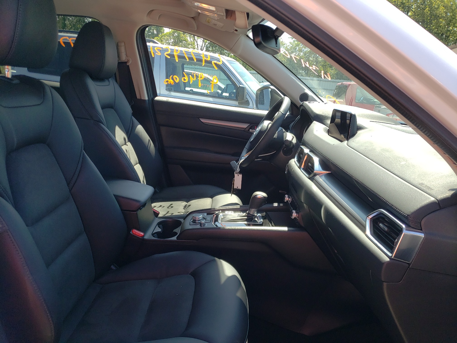 Photo 5 from auction – 2019 MAZDA CX-5 TOURI with VIN JM3KFBCM5K0600038