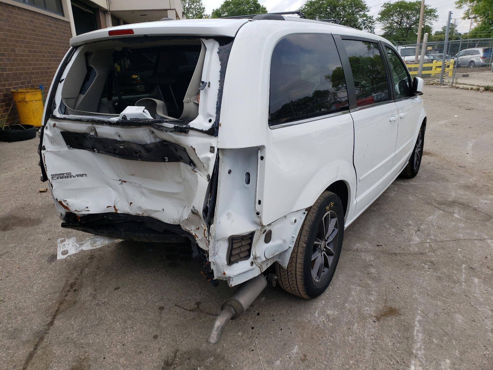 Photo 4 from auction – 2017 DODGE GRAND CARA with VIN 2C4RDGCG0HR827544