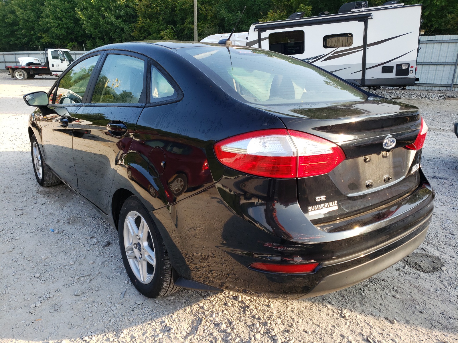Photo 3 from auction – 2019 FORD FIESTA SE with VIN 3FADP4BJ9KM116328