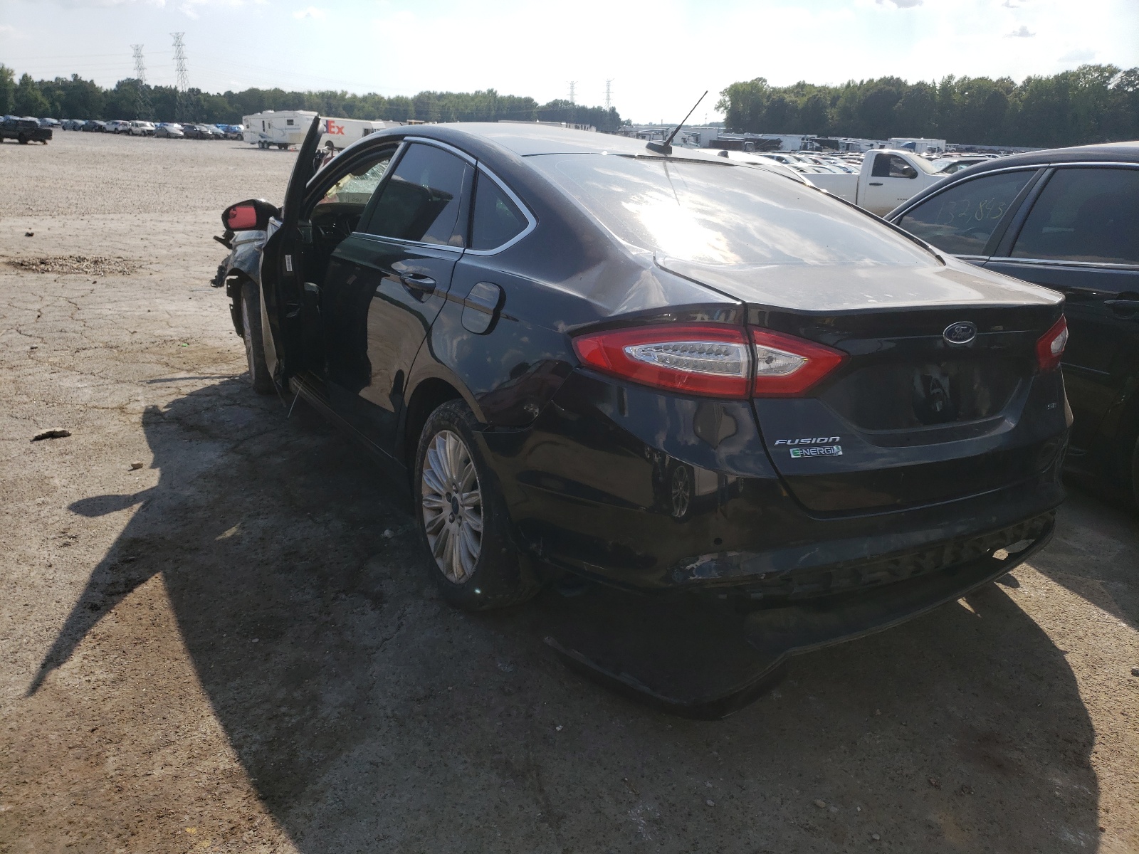 Photo 3 from auction – 2015 FORD FUSION SE with VIN 3FA6P0PU5FR307600