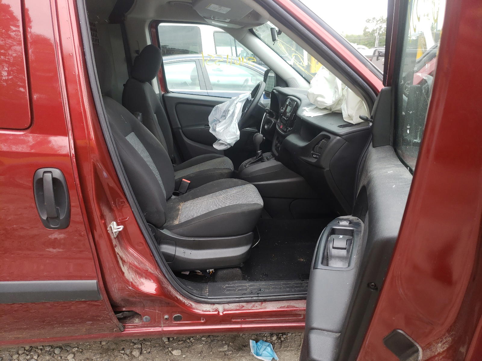 Photo 5 from auction – 2018 RAM PROMASTER with VIN ZFBERFAB1J6L16345