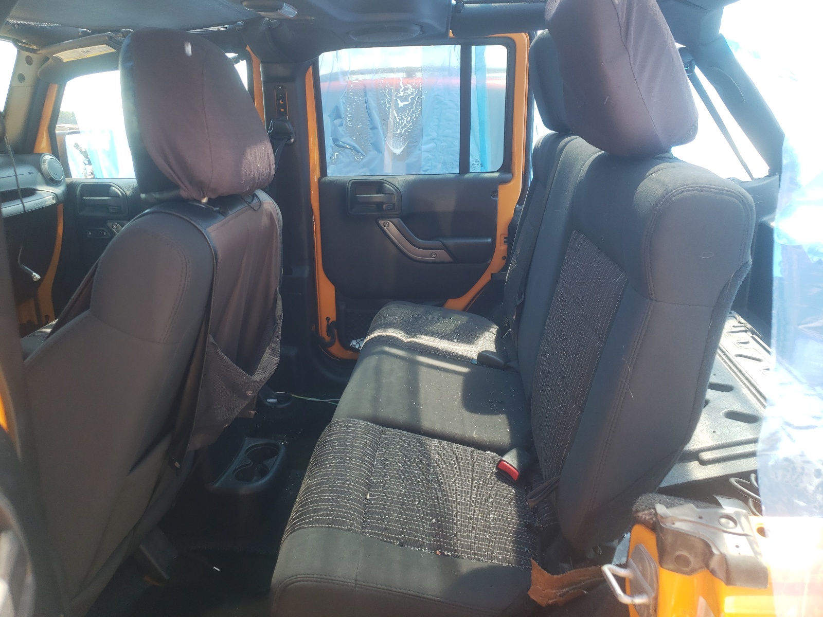 Photo 6 from auction – 2012 JEEP WRANGLER U with VIN 1C4BJWDG3CL129918