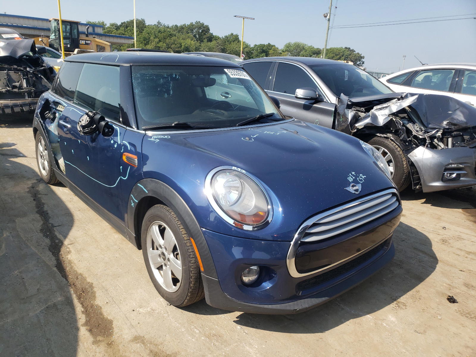 MINI COOPER 2014 with VIN WMWXM5C54ET971805 - Photo from auction