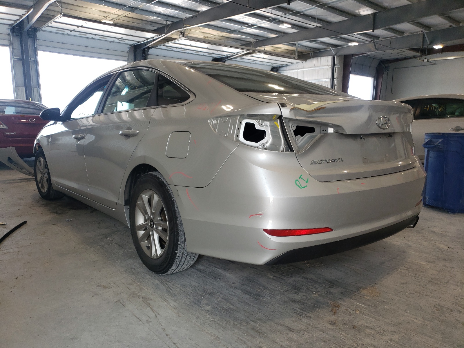 Photo 3 from auction – 2015 HYUNDAI SONATA SE with VIN 5NPE24AF1FH204974