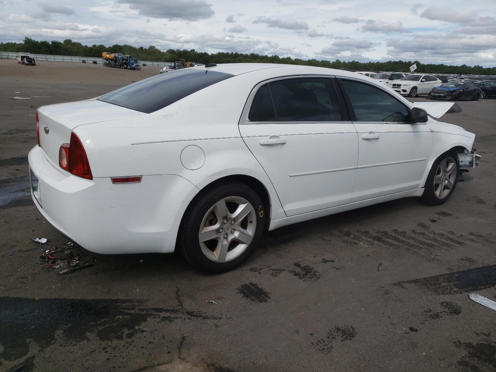 Photo 4 from auction – 2010 CHEVROLET MALIBU LS with VIN 1G1ZB5EB8A4128451