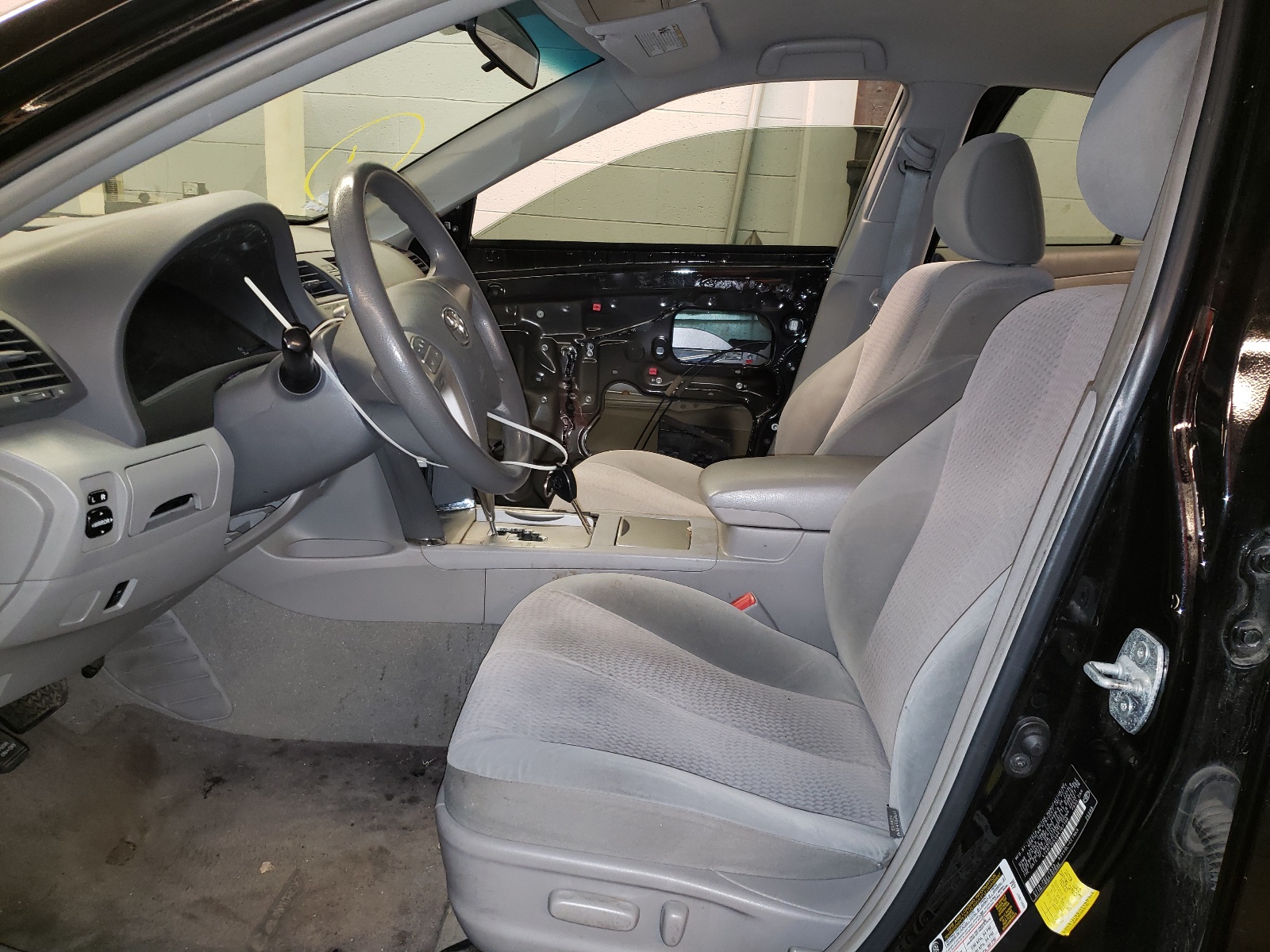 Zdjęcie 5 z aukcji – 2011 TOYOTA CAMRY BASE z VIN 4T4BF3EKXBR187196