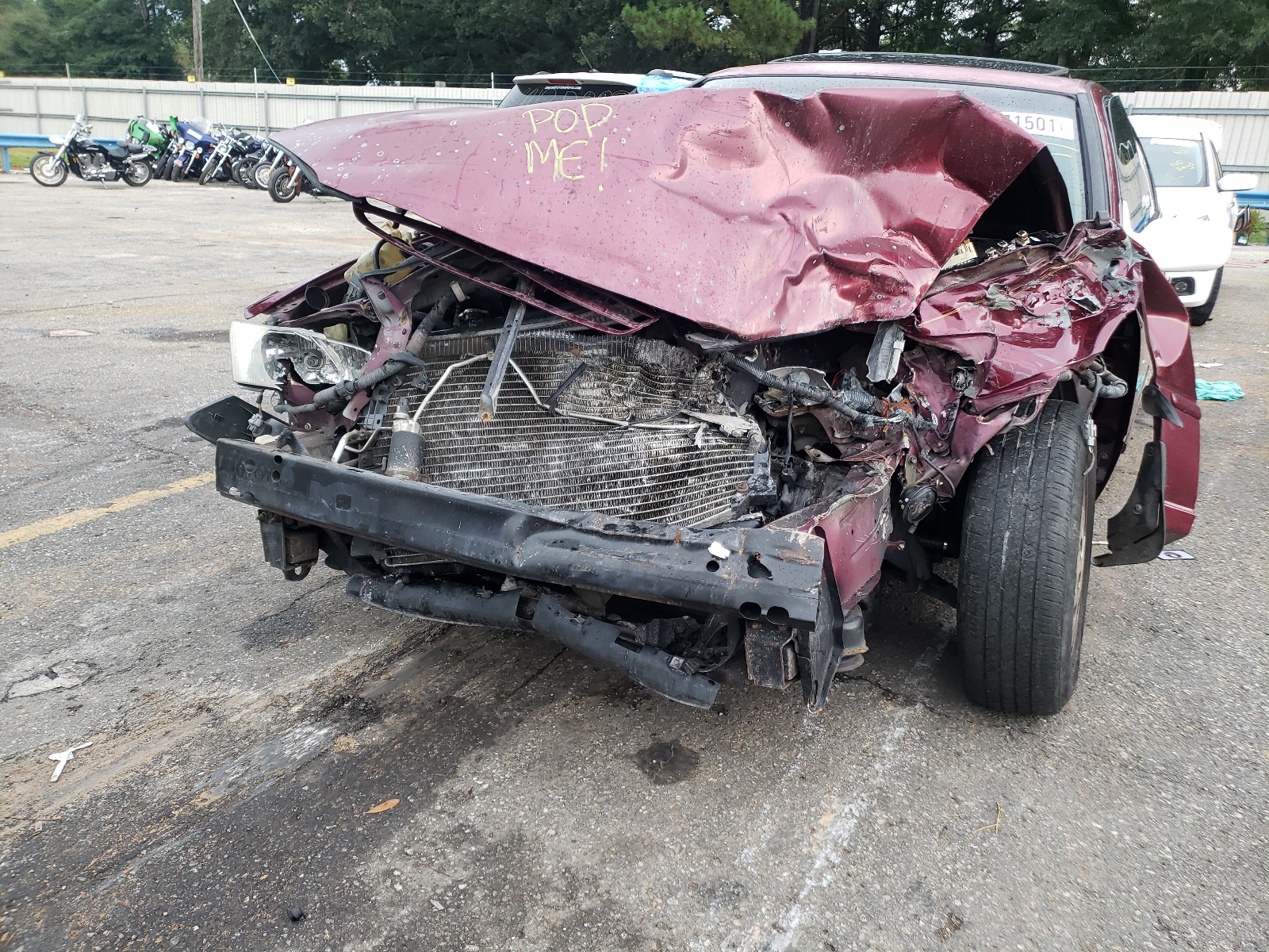 Photo 9 from auction – 1998 TOYOTA CAMRY CE with VIN 4T1BF28K0WU069485