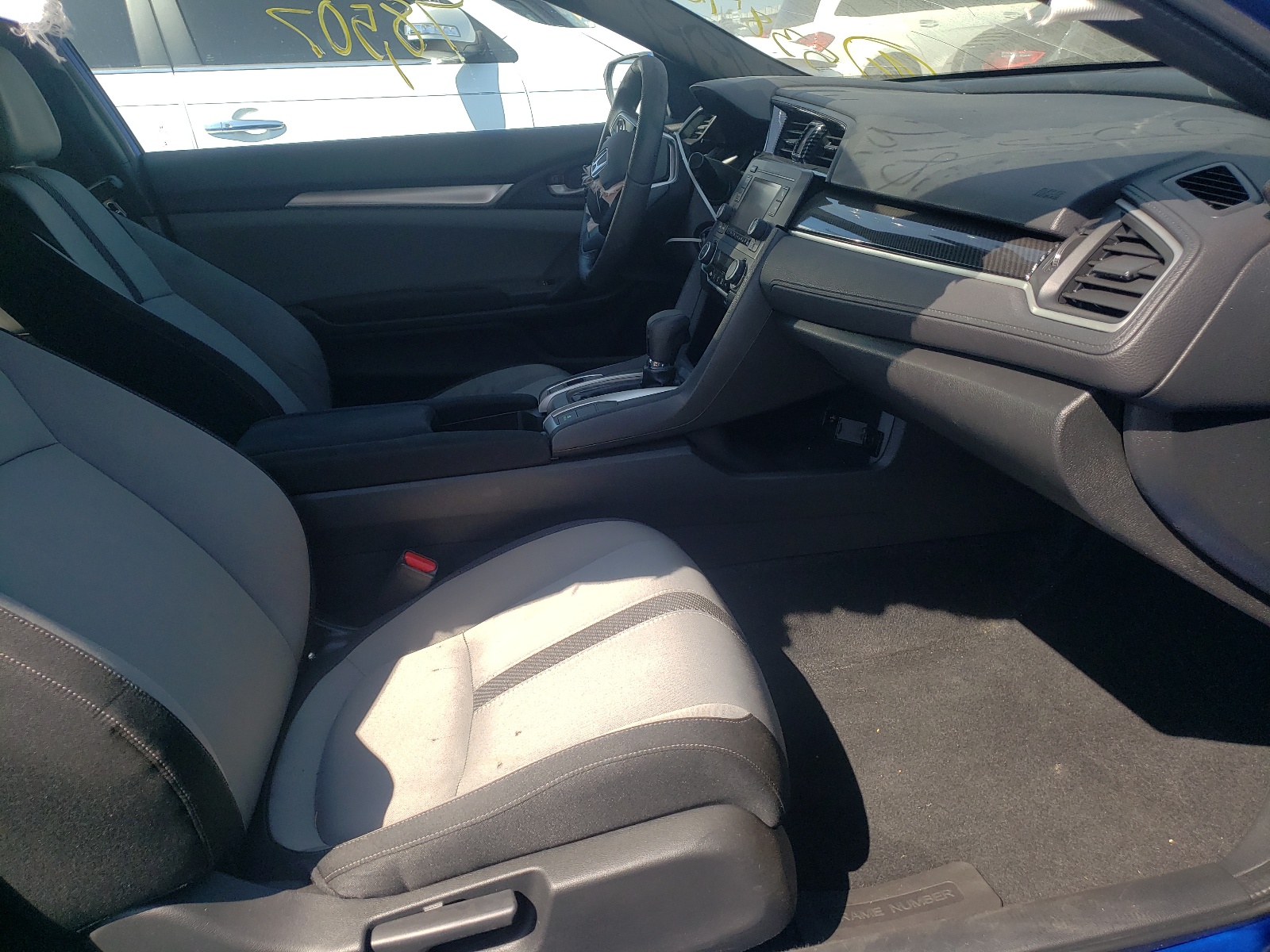 Photo 5 from auction – 2016 HONDA CIVIC LX with VIN 2HGFC4B56GH304863