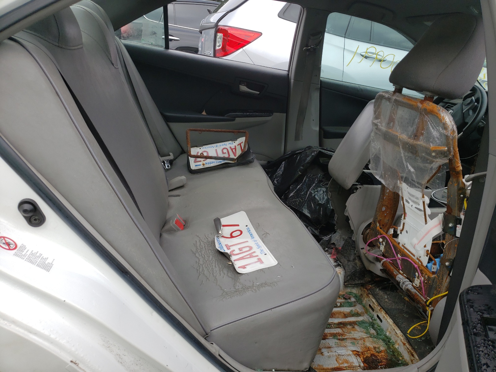 Photo 6 from auction – 2013 TOYOTA CAMRY L with VIN 4T4BF1FK3DR291227