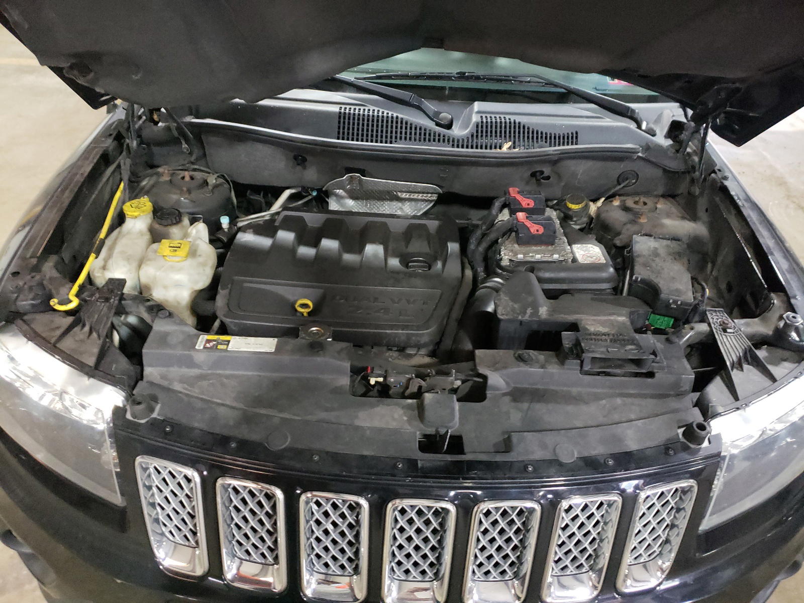 Photo 7 from auction – 2014 JEEP COMPASS LA with VIN 1C4NJDEB0ED600280