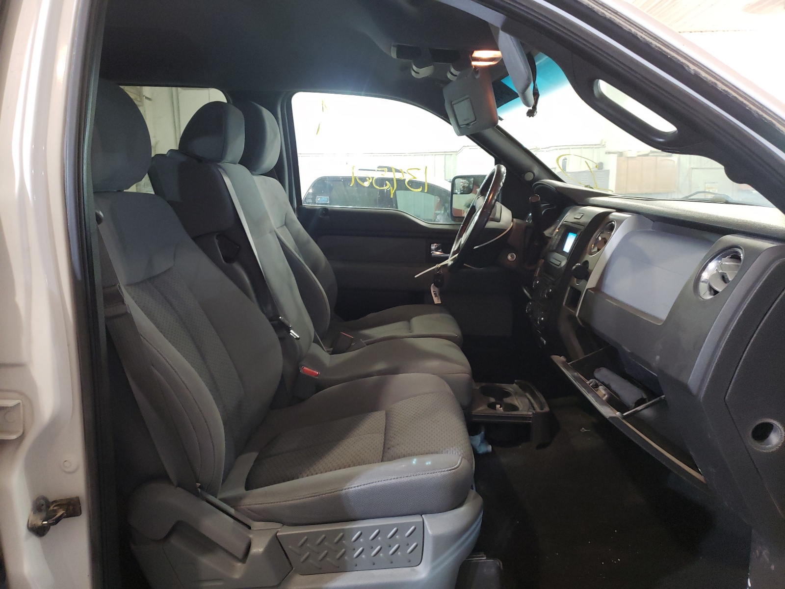 Photo 5 from auction – 2013 FORD F150 SUPER with VIN 1FTFW1EF4DKF65275