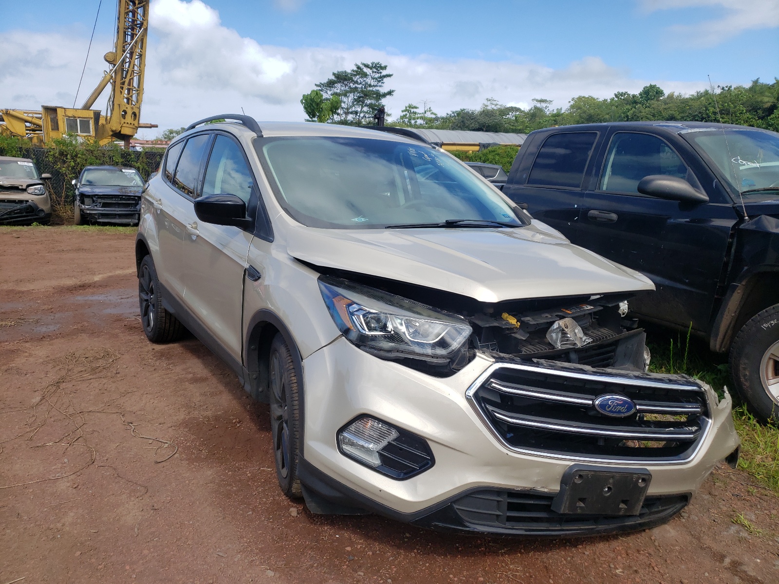 FORD ESCAPE SE 2017 with VIN 1FMCU0G91HUF08869 - Photo from auction
