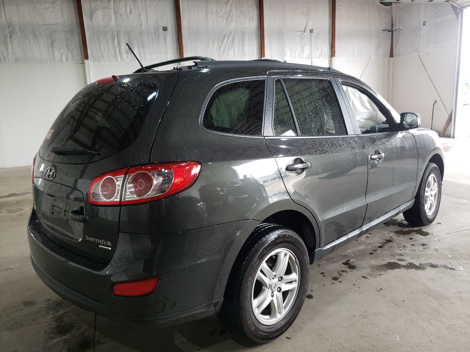 Photo 4 from auction – 2010 HYUNDAI SANTA FE G with VIN 5NMSGDAB9AH413211