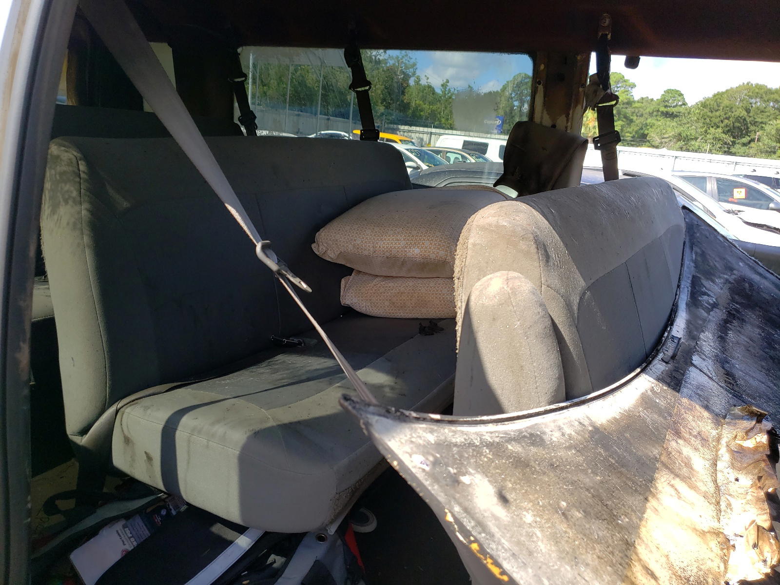 Photo 6 from auction – 2007 FORD ECONOLINE with VIN 1FBSS31L97DB34641