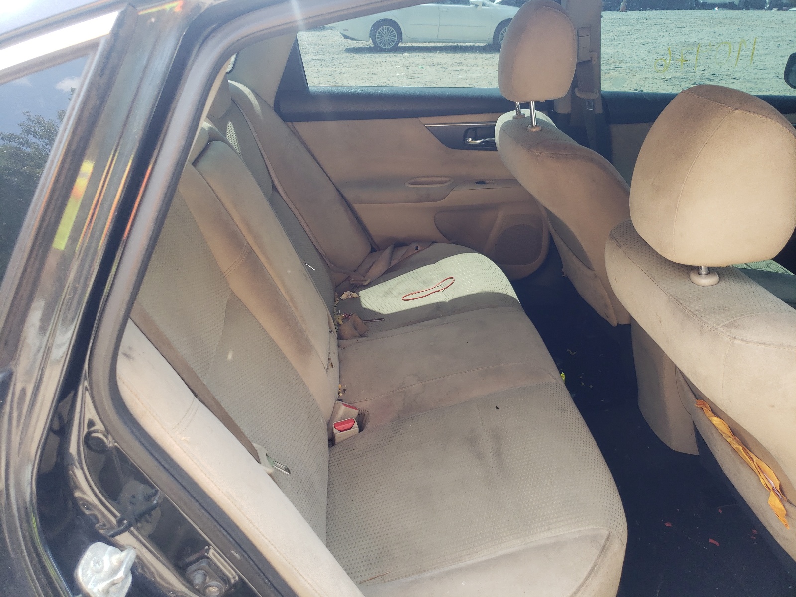 Photo 6 from auction – 2015 NISSAN ALTIMA 2.5 with VIN 1N4AL3AP7FC210410