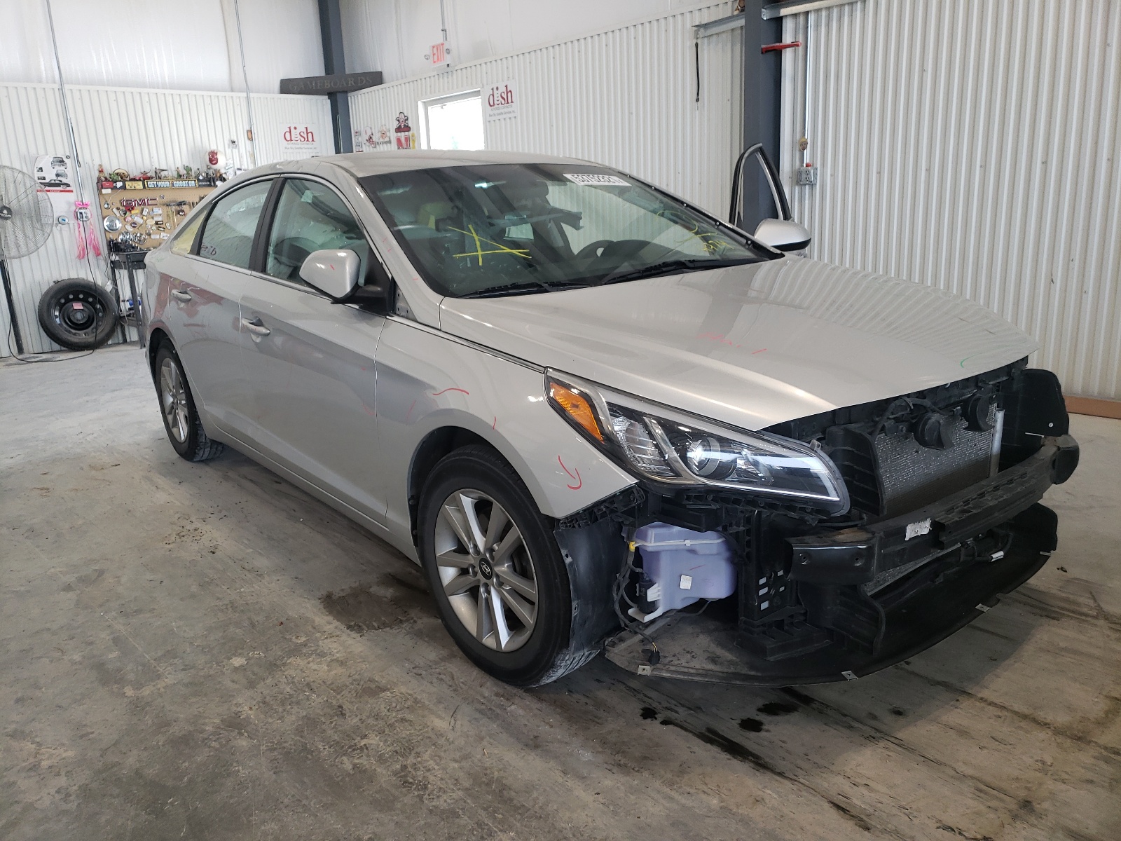 Photo 1 from auction – 2015 HYUNDAI SONATA SE with VIN 5NPE24AF1FH204974