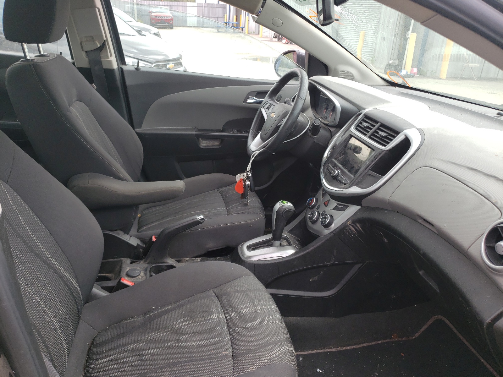 Photo 5 from auction – 2018 CHEVROLET SONIC LT with VIN 1G1JD5SH1J4139288