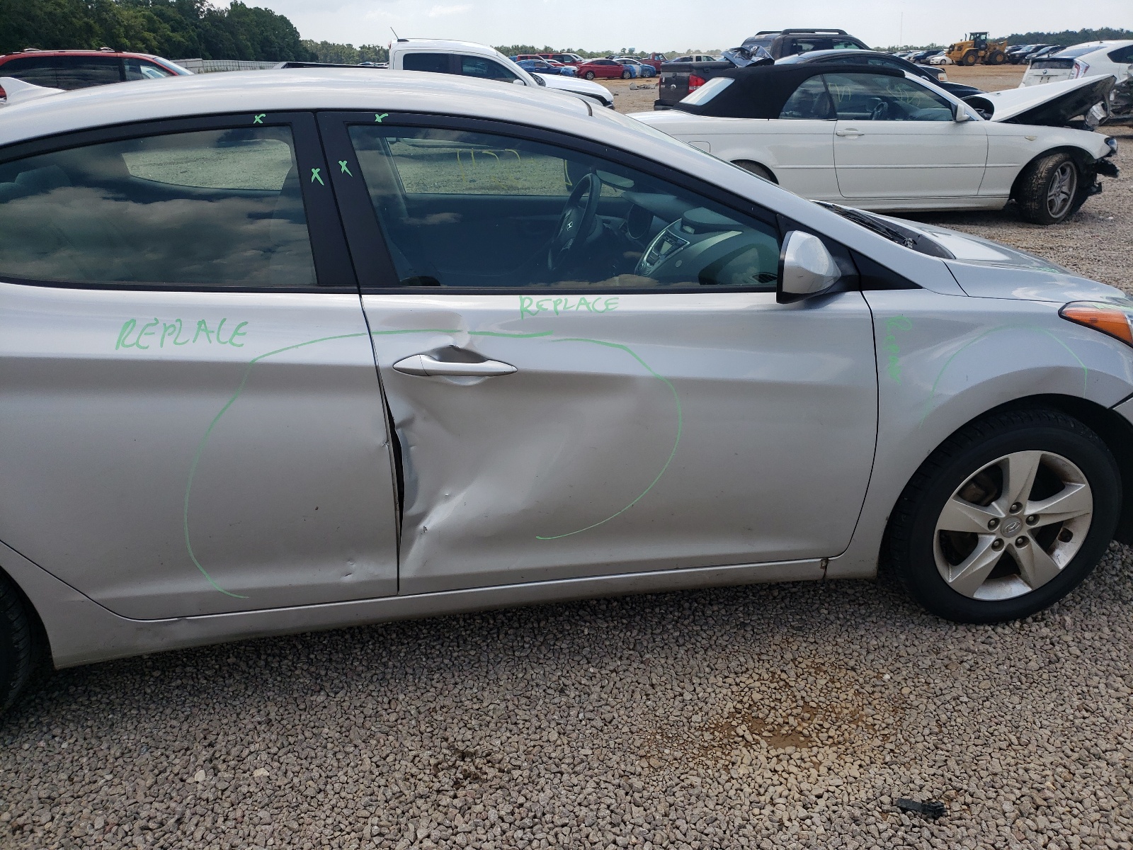 Photo 9 from auction – 2012 HYUNDAI ELANTRA GL with VIN 5NPDH4AE0CH083321