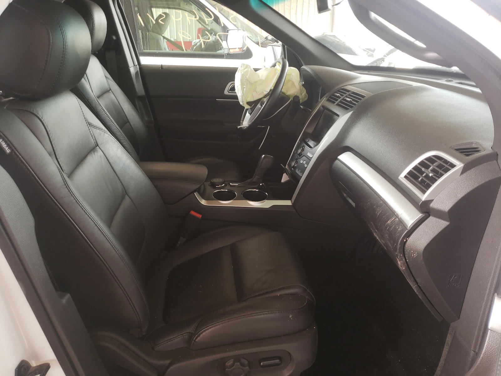 Photo 5 from auction – 2014 FORD EXPLORER X with VIN 1FM5K8D80EGA98472