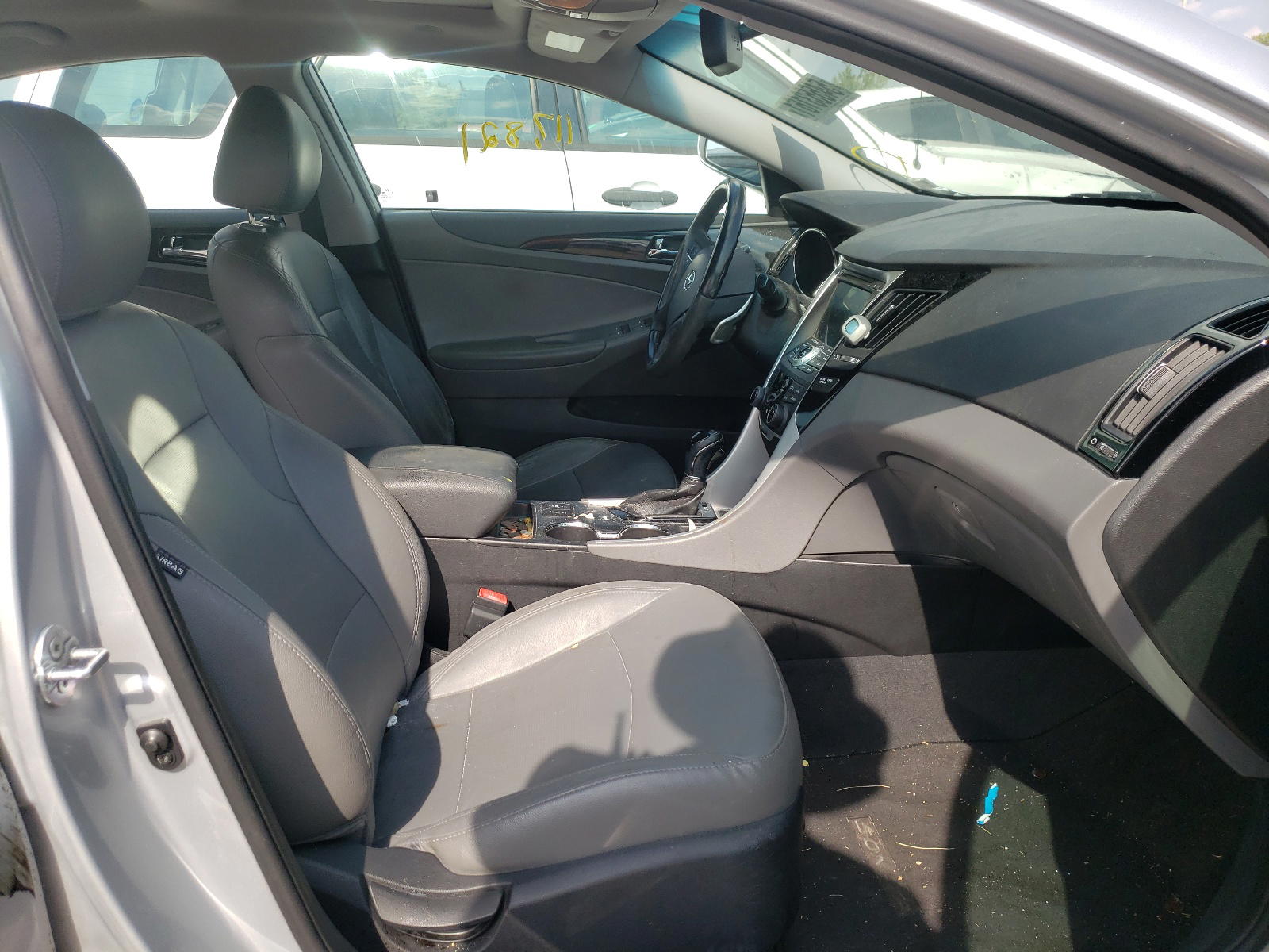 Photo 5 from auction – 2012 HYUNDAI SONATA SE with VIN 5NPEC4AB0CH450422