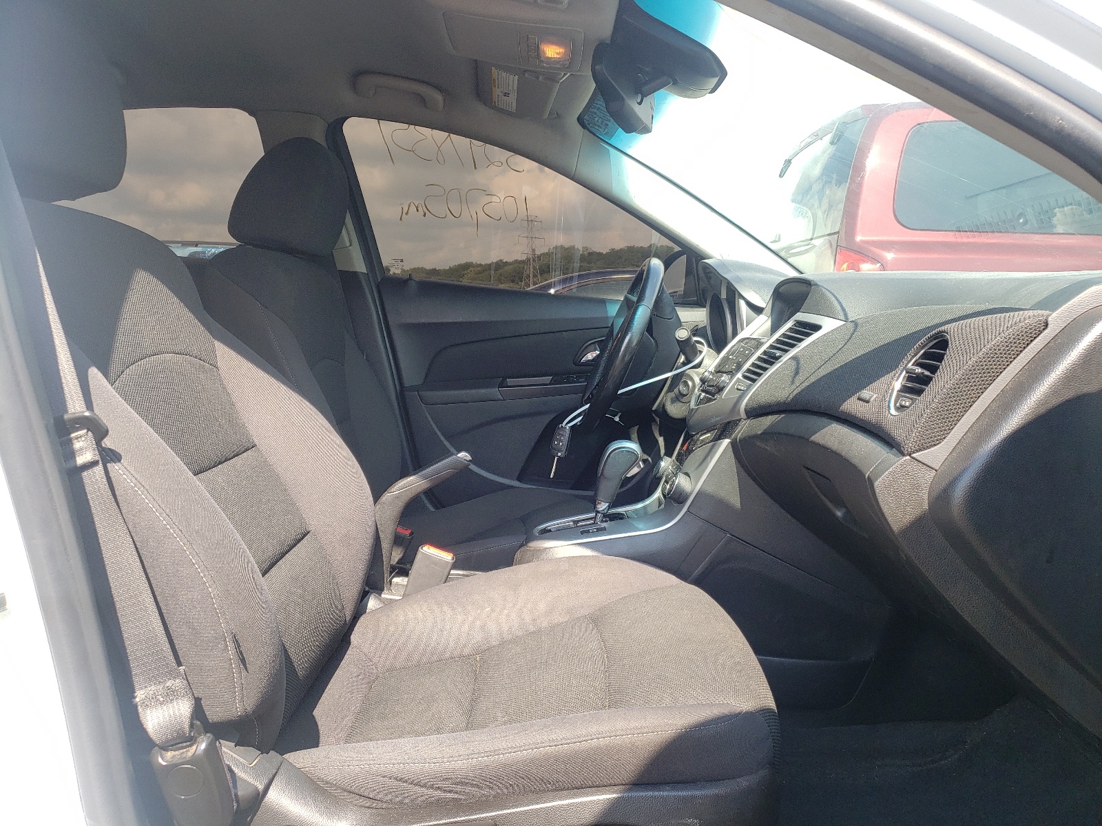 Photo 5 from auction – 2014 CHEVROLET CRUZE LT with VIN 1G1PC5SB9E7343558