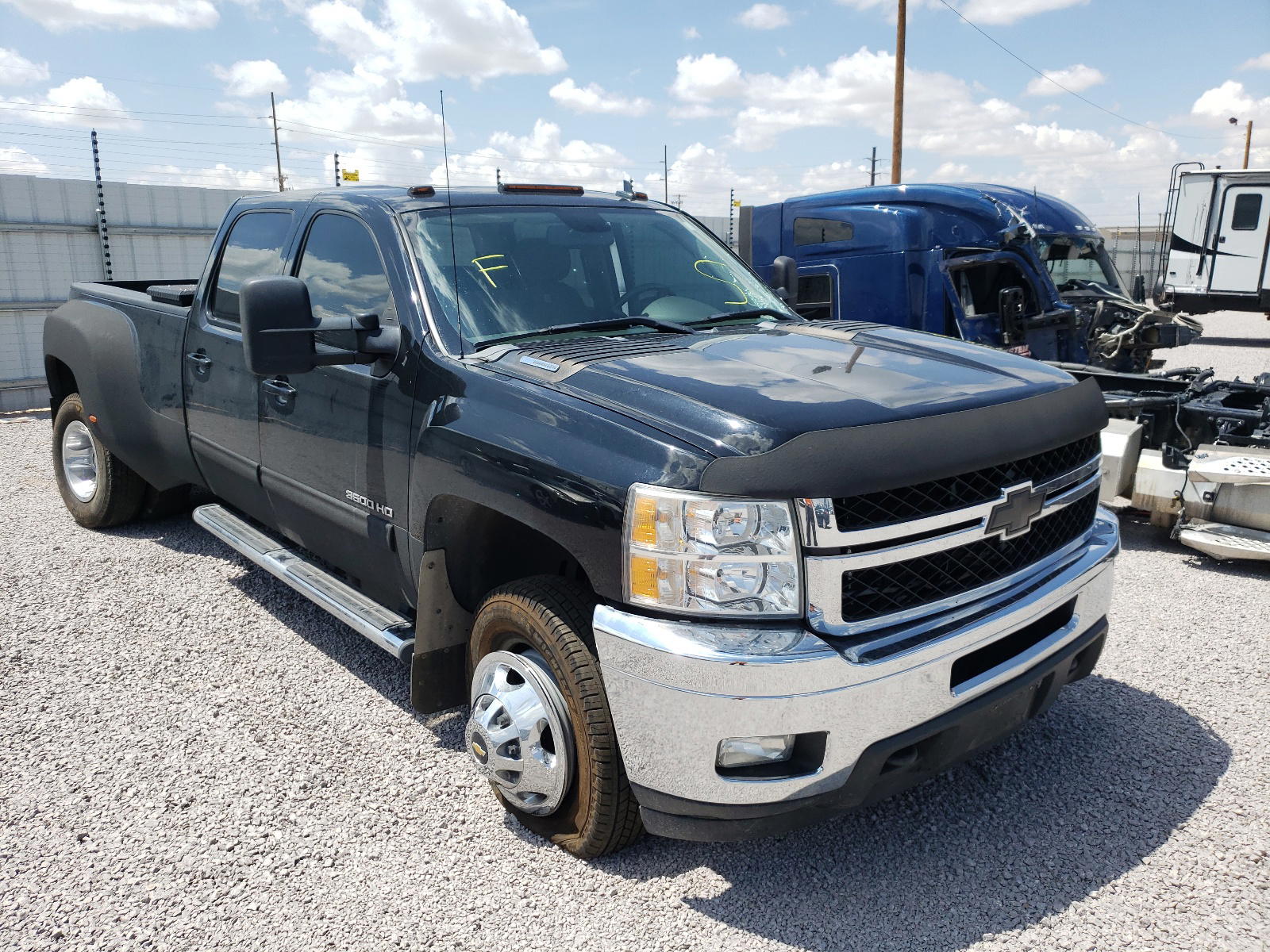 CHEVROLET SILVERADO 2011 with VIN 1GC4K1C82BF169813 - Photo from auction