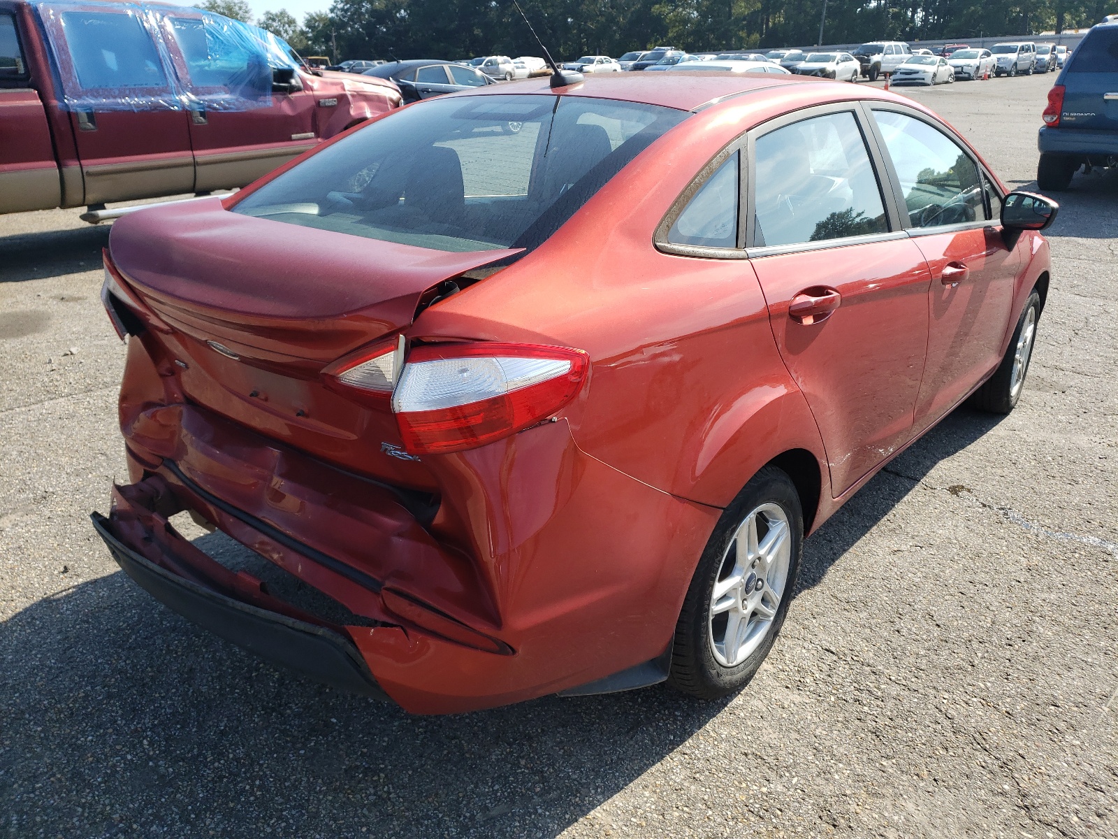 Photo 4 from auction – 2018 FORD FIESTA SE with VIN 3FADP4BJ2JM145040
