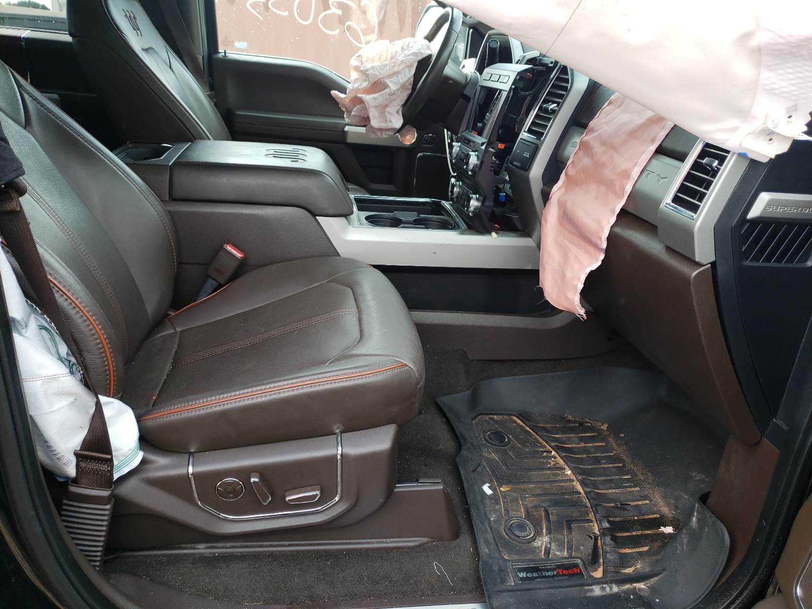 Photo 5 from auction – 2017 FORD F250 SUPER with VIN 1FT7W2BT2HEC38172