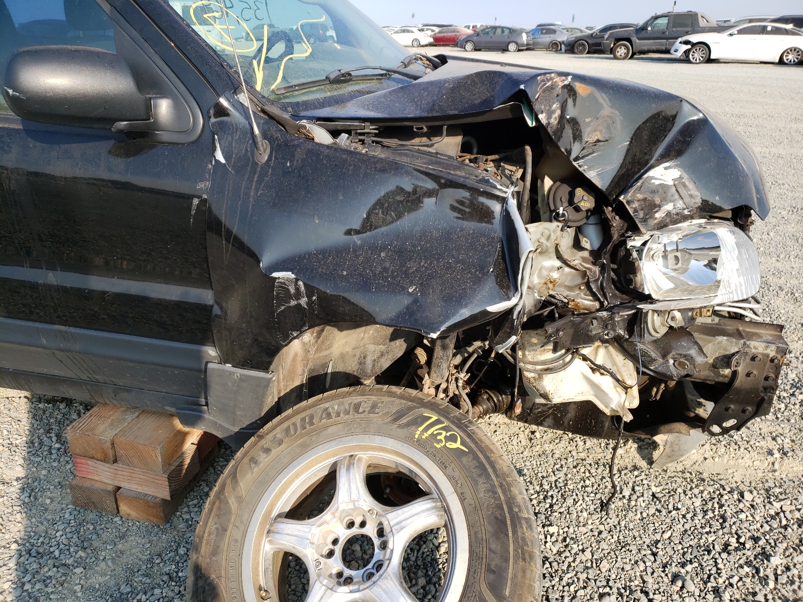 Photo 9 from auction – 2003 FORD ESCAPE XLS with VIN 1FMYU92193KA39160